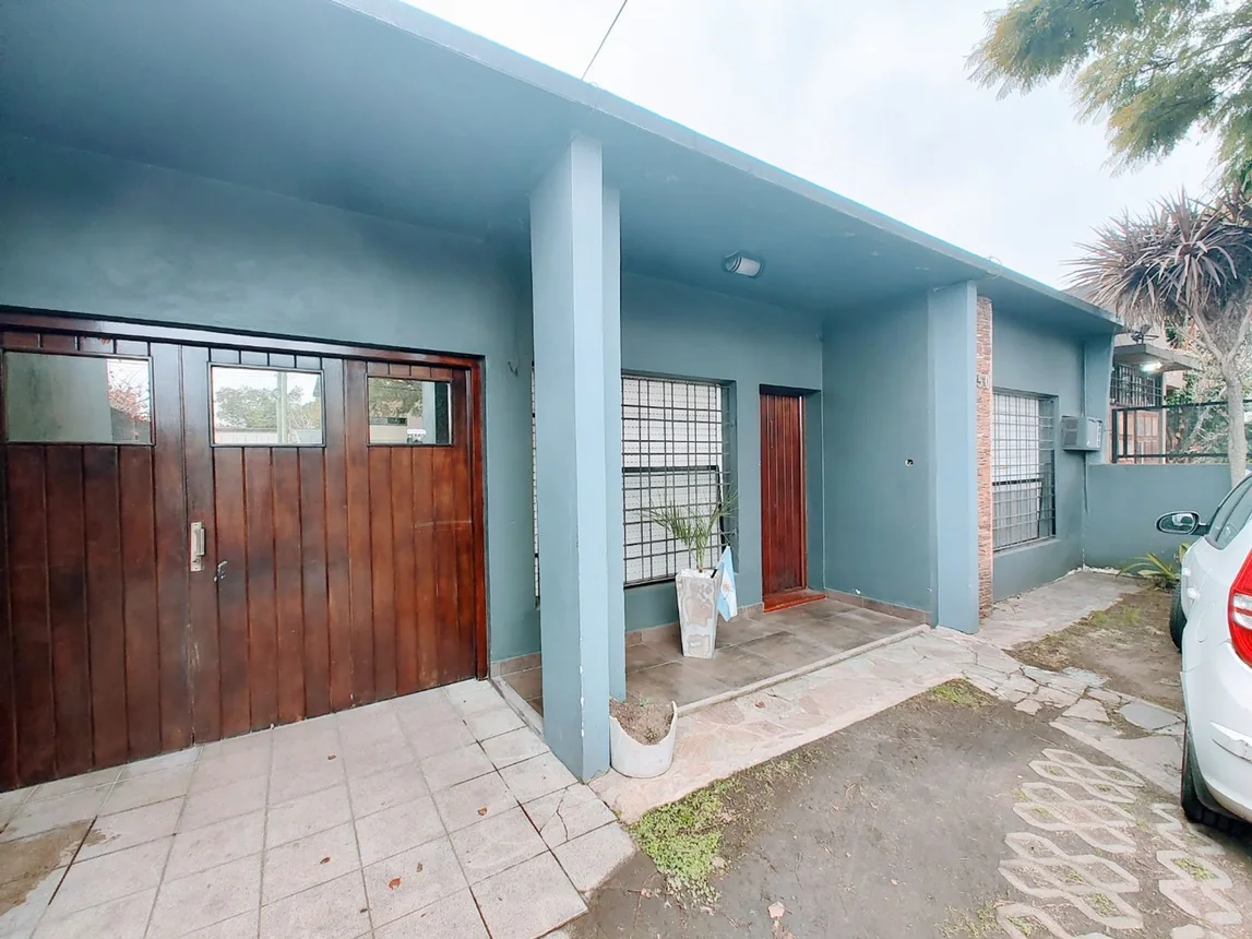 Casa en venta en Quilmes, foto 4