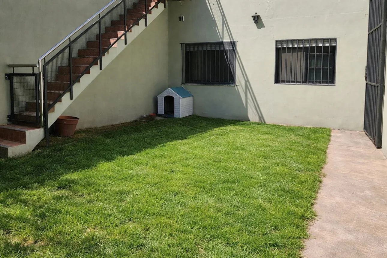 Casa de 3 ambientes en venta en Castelar, Amadeo Jacques 400, foto 2