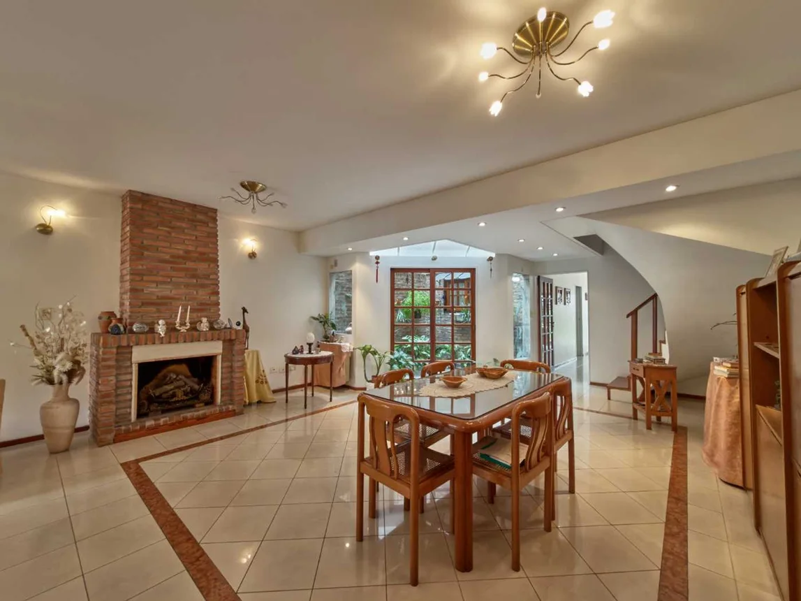 Casa tríplex de 4 ambientes en venta en Villa Urquiza, Ceretti 2600, foto 2