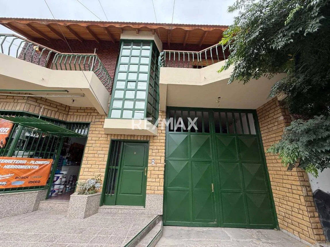 Casa de 6 ambientes en venta en Neuquén, Gregorio Martinez 100, foto 4
