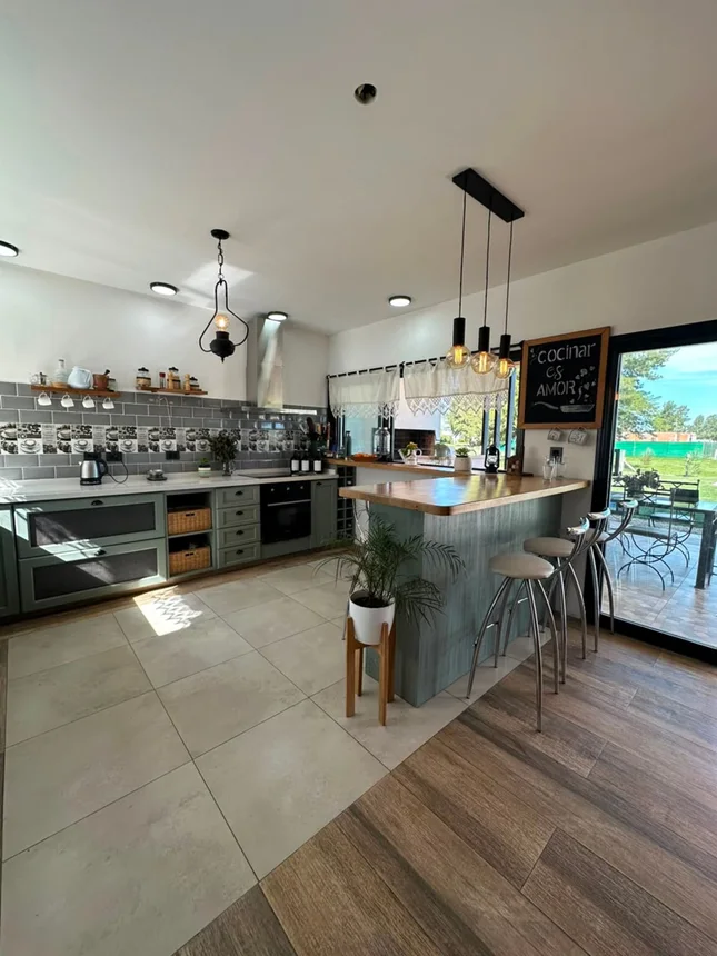 Casa en venta en La Plata, foto 2