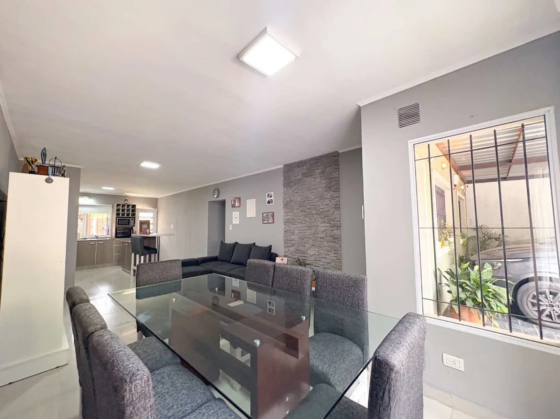 Casa en venta en Rosario, foto 2