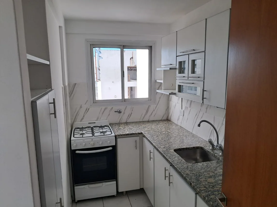 Departamento de 2 ambientes en alquiler en La Plata, Calle 6 Entre 65 y 66 1600, foto 4