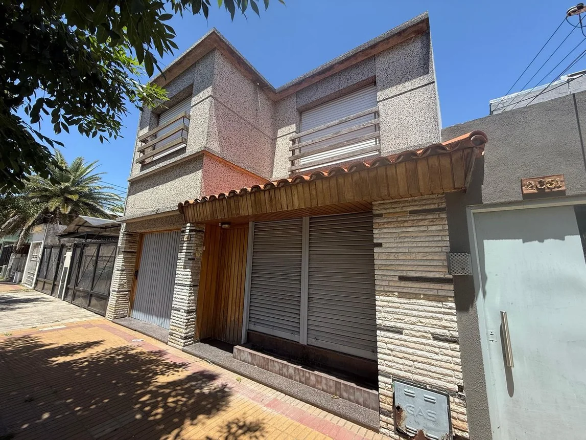 PH de 3 ambientes en venta en Remedios de Escalada, Domingo Purita 2600
