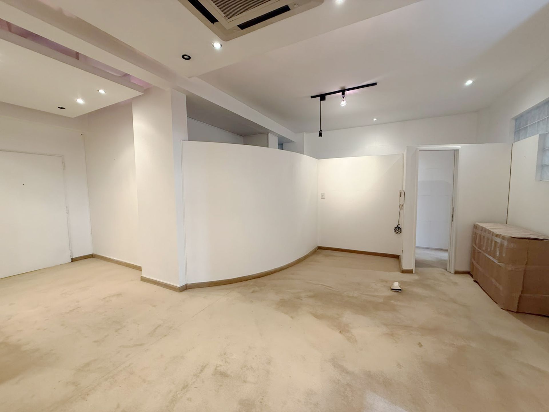 Foto 9 — DEPARTAMENTO 4 AMBIENTES VENTA RETIRO semipiso