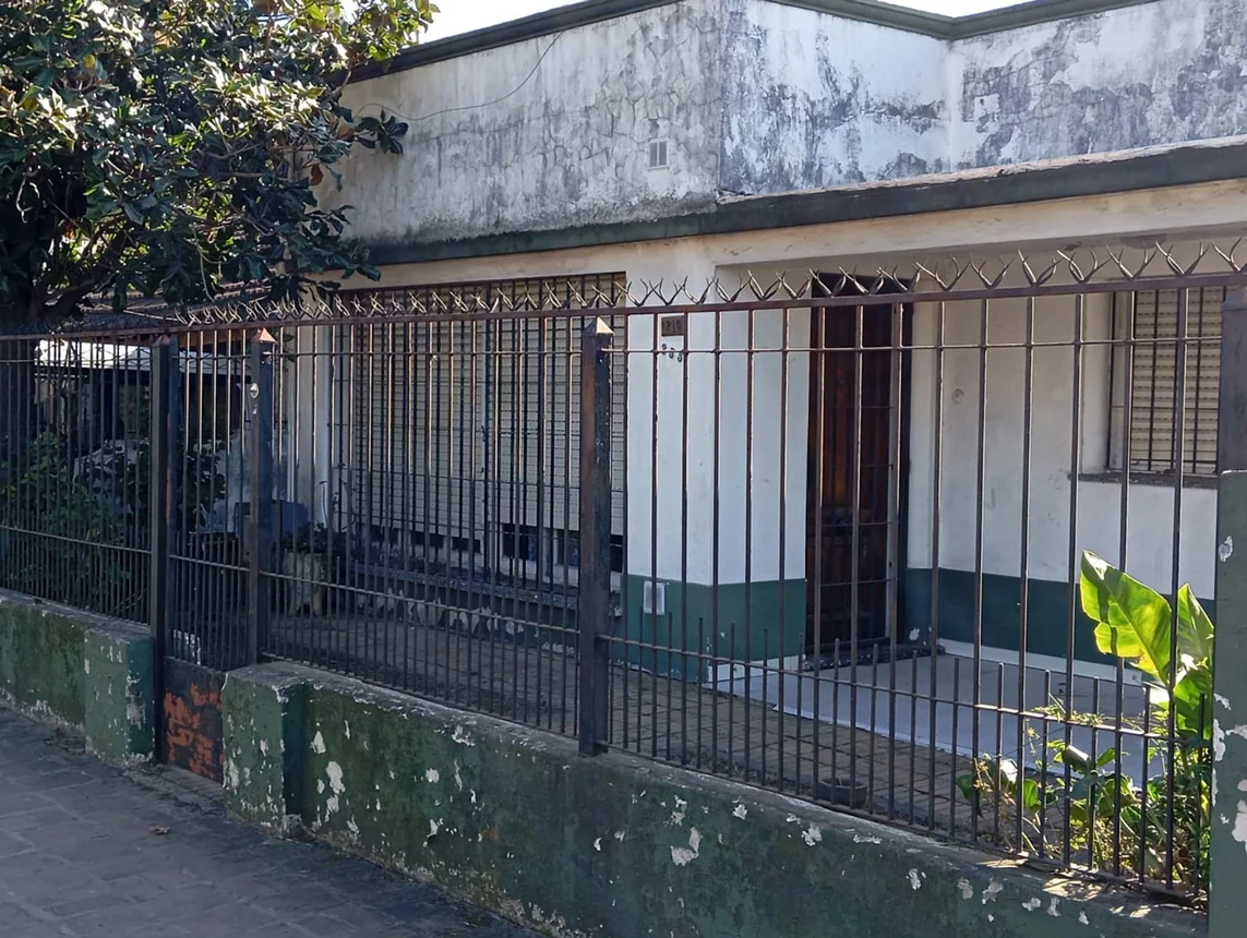 Casa en venta en Burzaco, foto 3
