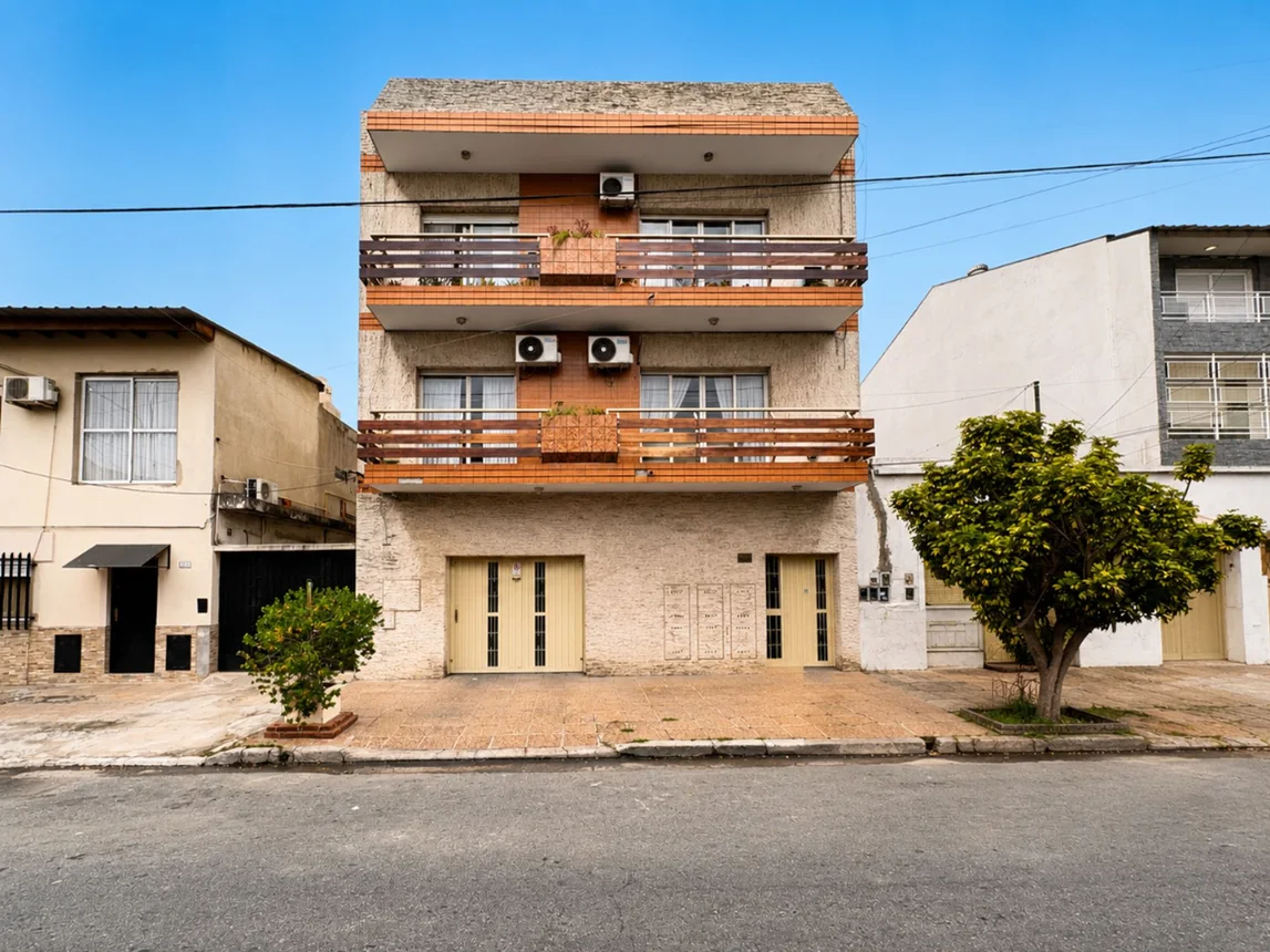 Departamento de 3 ambientes en venta en Lomas del Mirador, Roque Sáenz Peña 2800