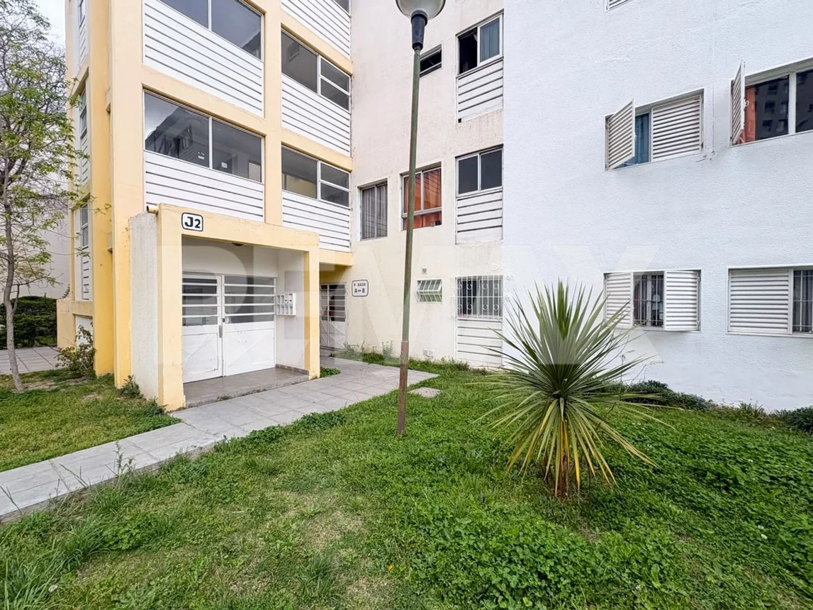 Departamento de 4 ambientes en alquiler en Neuquén, Av. Dr Ramon 100, foto 2