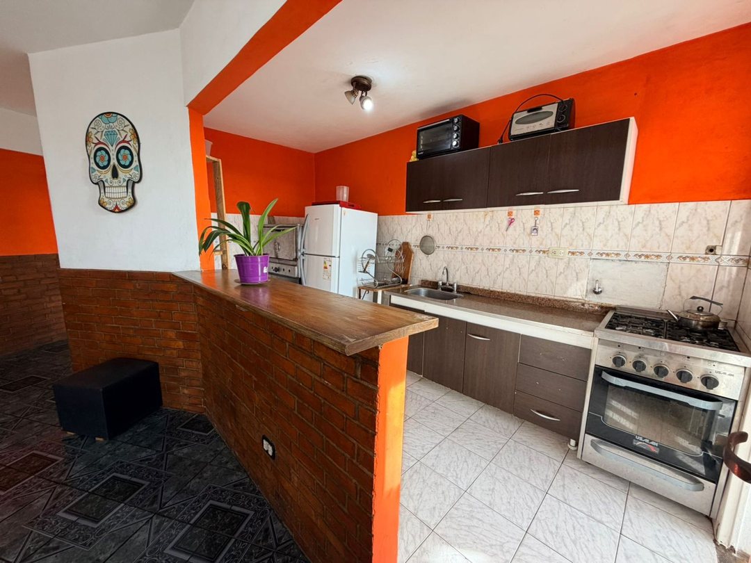 DPTO 4 AMBIENTES EN VENTA EN SARANDI- AVELLANEDA
