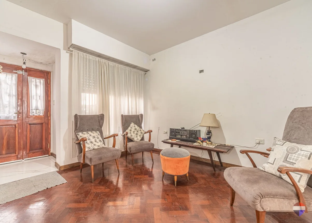 Casa de 3 ambientes en venta en Munro, Domingo Martínez de Irala 2300