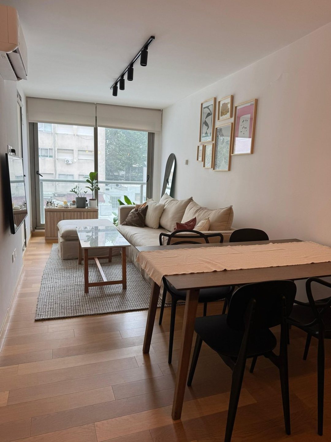 e6ec90e3 7b5c 466f ae24 c5a1154d1b6b