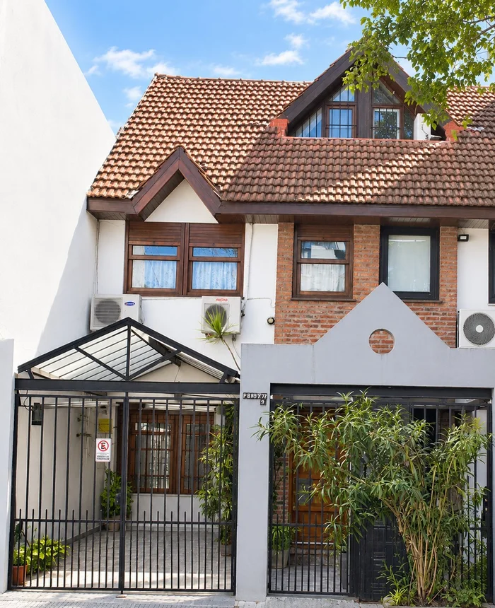 Casa tríplex en venta en Colegiales