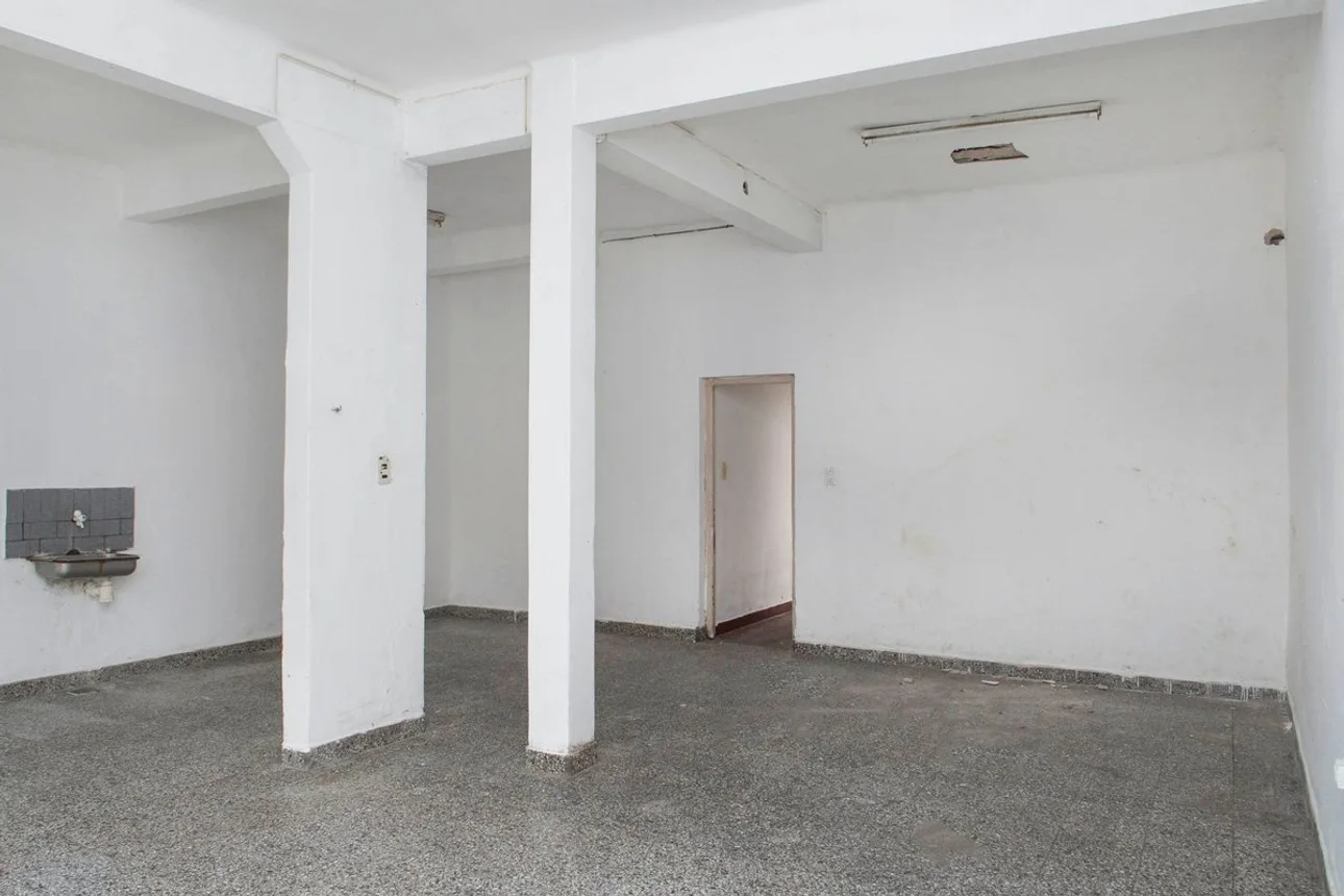 Casa de 5 ambientes en venta en Salta, Macrocentro. Av. San Martin 2000, foto 2