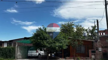 VENTA CASA 3 DORMITORIOS PRE FABRICADA LOS PERALES