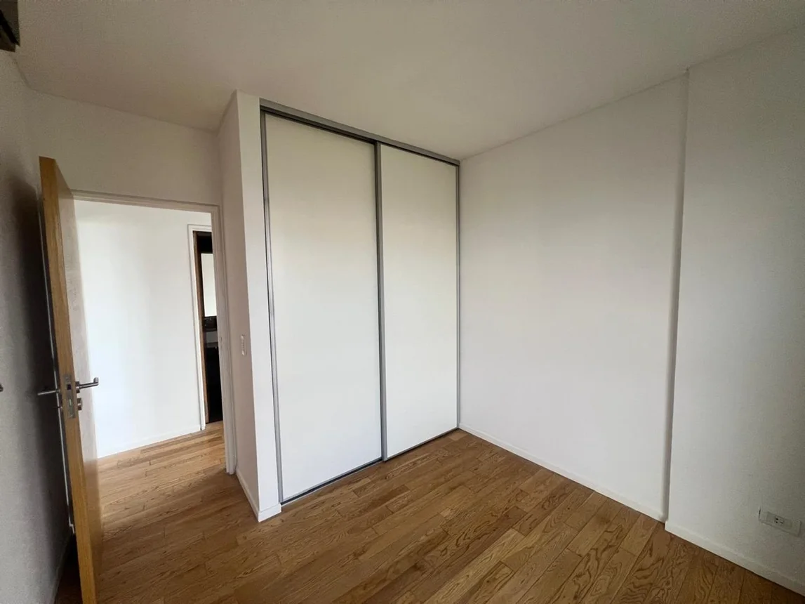 Departamento de 3 ambientes en alquiler en Rosario, Avenida Caseros 100, foto 3
