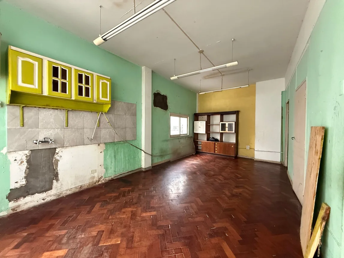 Venta 3 amb - tipo oficina, a reciclar - balvanera, foto 3