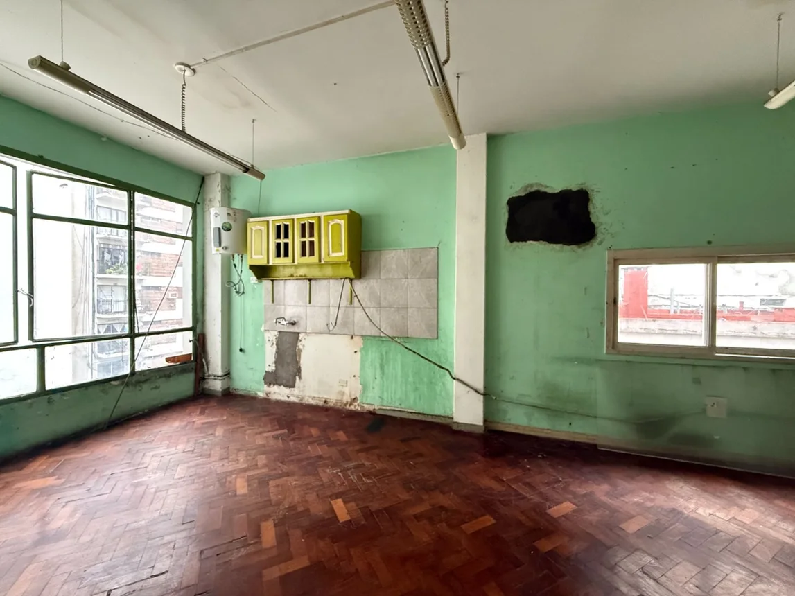 Venta 3 amb - tipo oficina, a reciclar - balvanera, foto 4