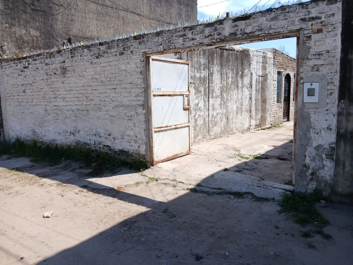 Casa de 2 ambientes en venta en Santa Fe, Pasaje Irala 4000, foto 2