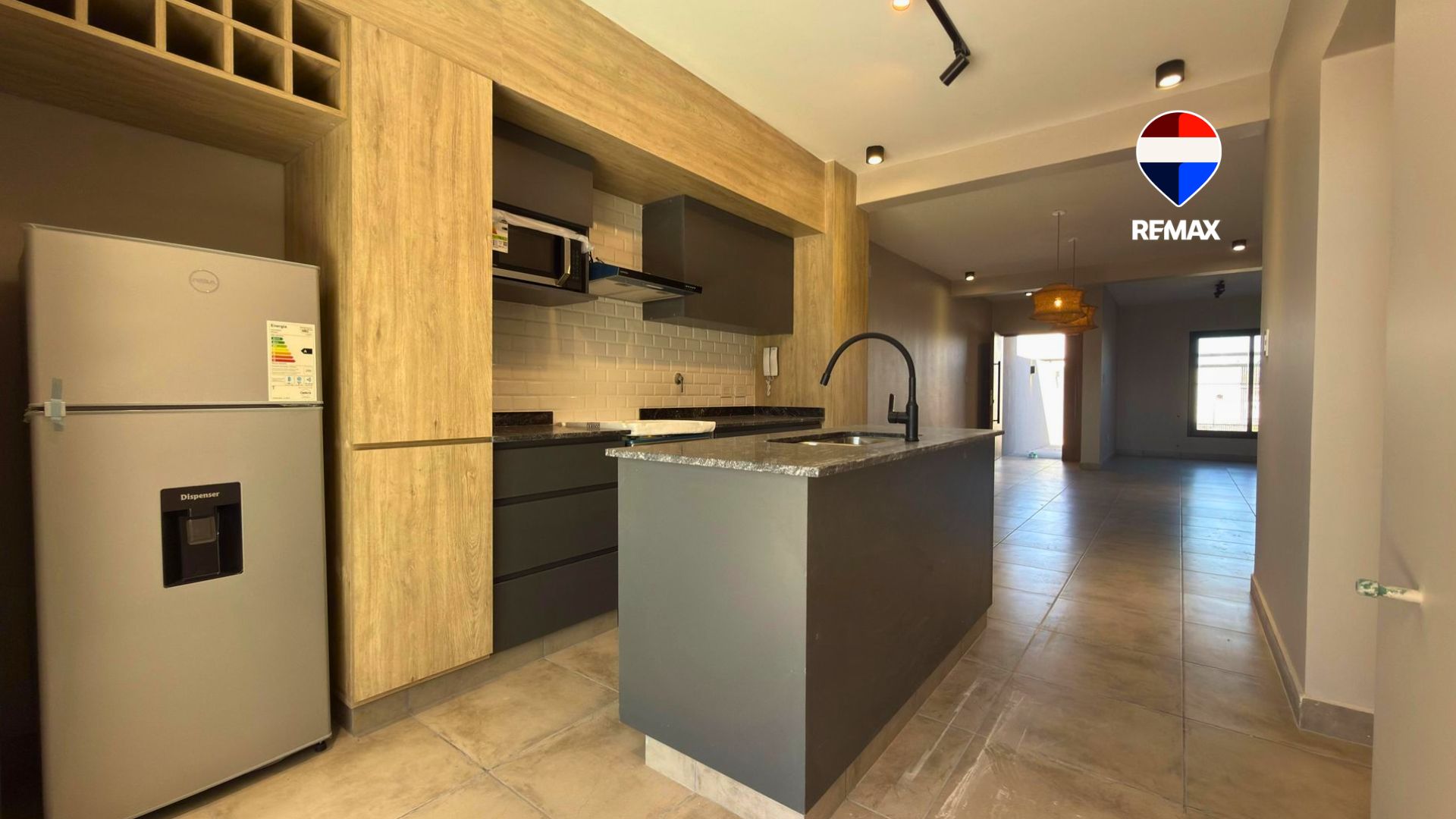 CASA 2 DORMVENTA ZONA CIRCUNVALACION OESTE - foto 1