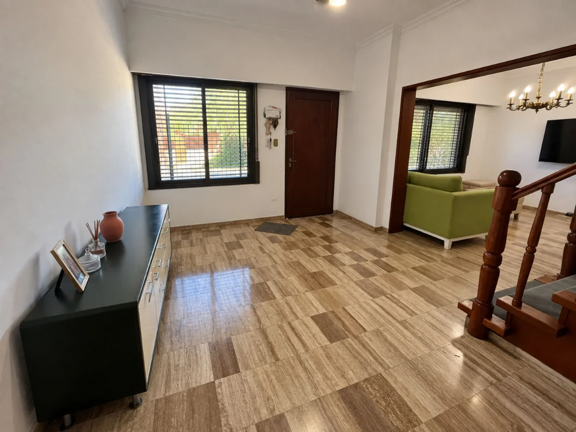 Casa de 5 ambientes en venta en Morón, Conceja Horacio Julián 400, foto 4