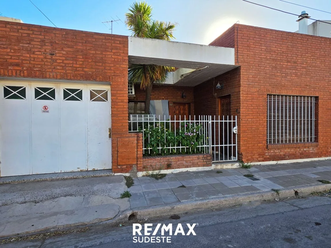 Casa en venta en Bahía Blanca, foto 2