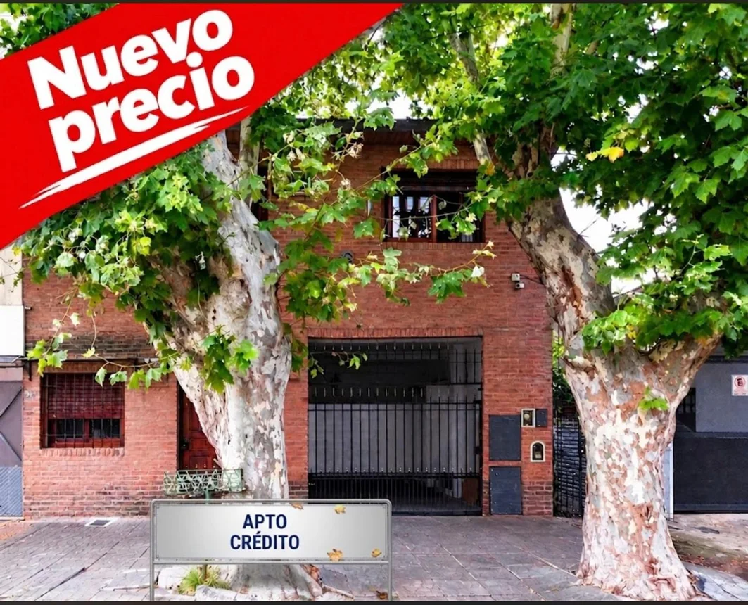 PH de 4 ambientes en venta en Remedios de Escalada, General Villegas 900