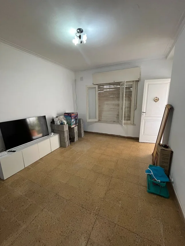 Casa de 3 ambientes en venta en Remedios de Escalada, José Hernández 3400, foto 2