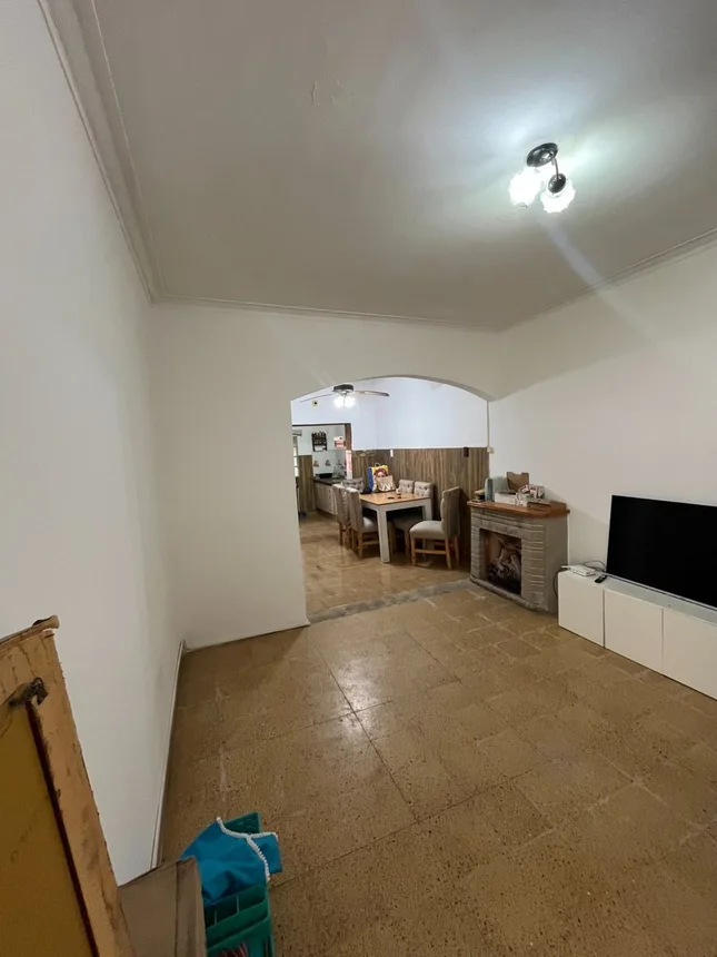 Casa de 3 ambientes en venta en Remedios de Escalada, José Hernández 3400, foto 3