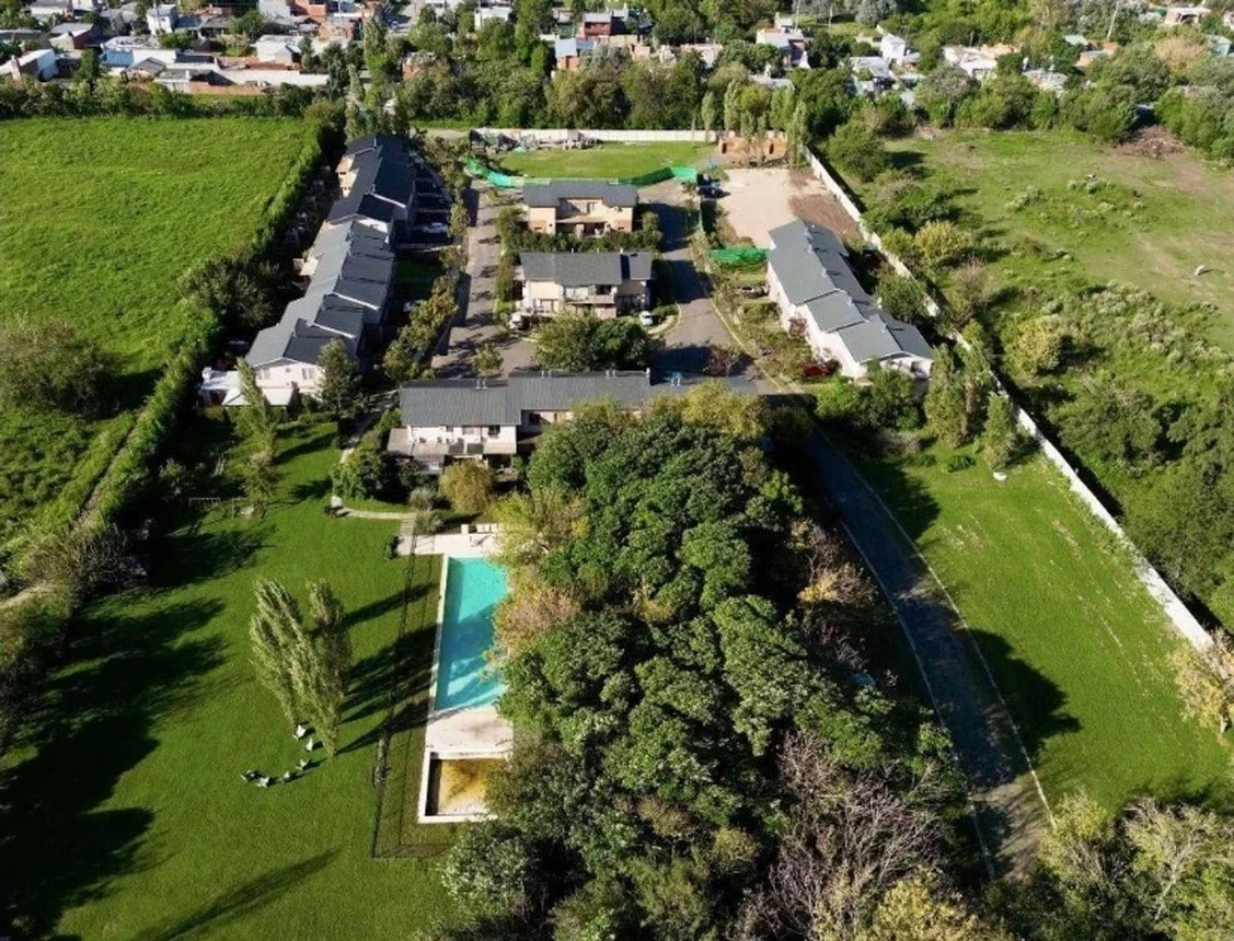 Dúplex en venta en Del Viso