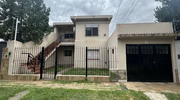 Venta casa multifamiliar 5 ambientes en Beccar