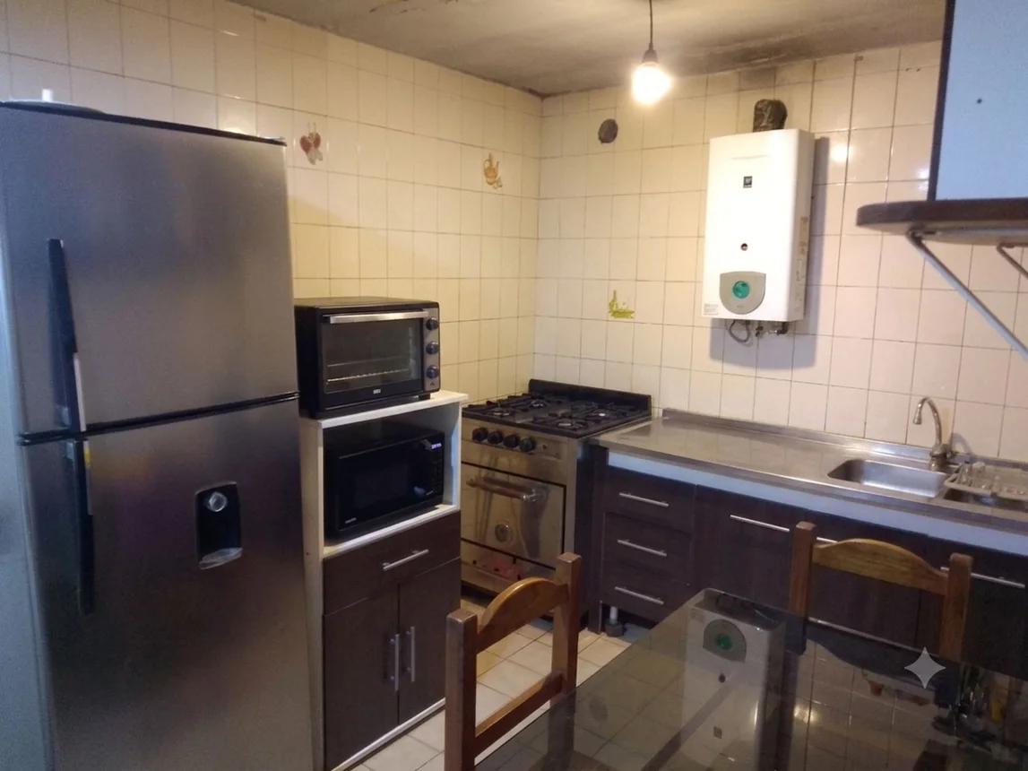 Casa de 6 ambientes en venta en Parque Patricios, Atuel 700