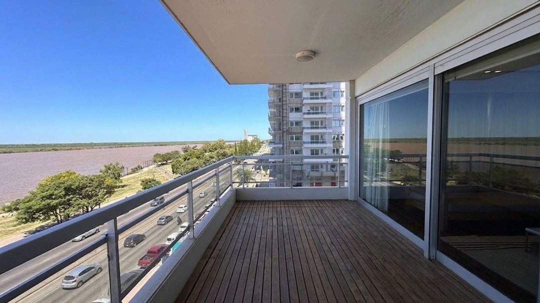 VENTA DTO DOS DORMITORIOS, BALCON Y COCHERA. MAUI