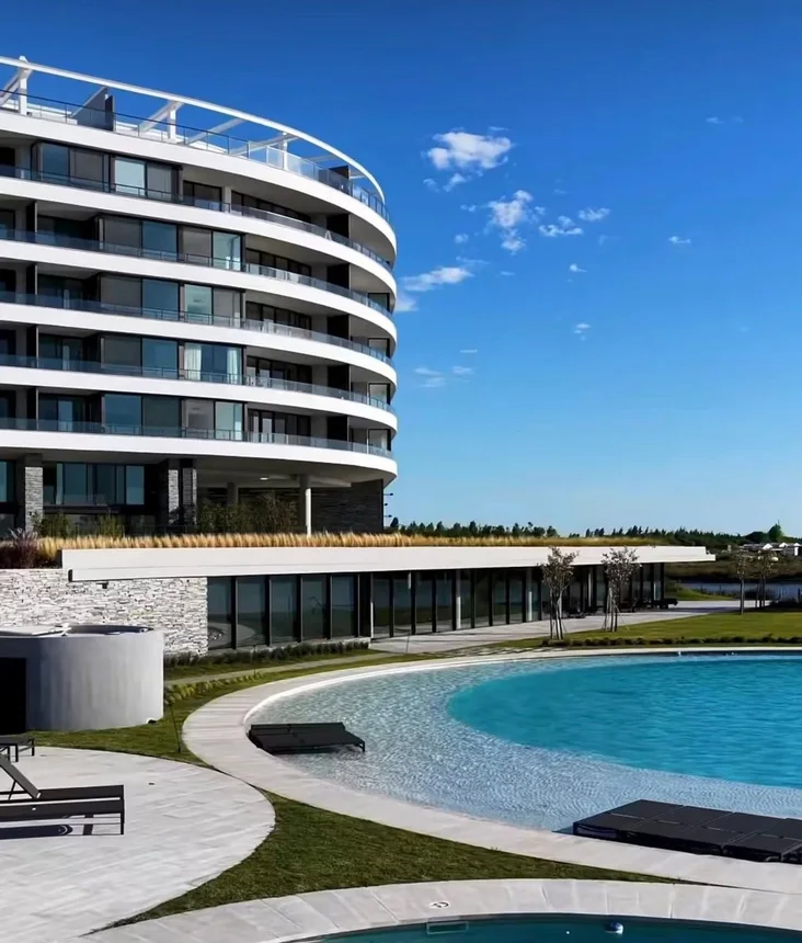 Dúplex de 4 ambientes en venta en Nordelta, Avenida del Golf 500, foto 2