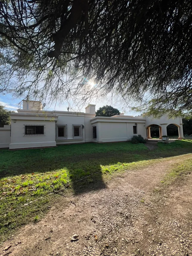 Casa de 4 ambientes en alquiler en Córdoba, Calle Juan Romualdo Báez 5500, foto 2