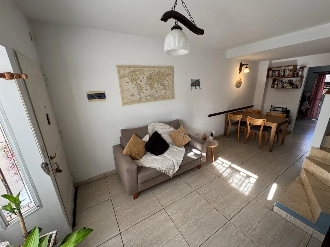 PH triplex 4 ambientes venta muñiz cochera patio, foto 3