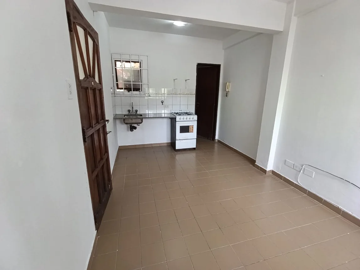Monoambiente en alquiler en La Plata, Calle 119 1500