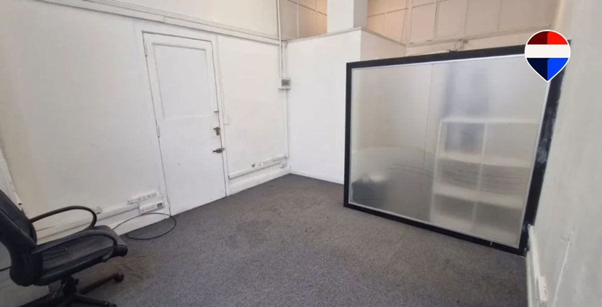 Foto 13 — VENTA OFICINA USO COMERCIAL APTO PROFESIONAL