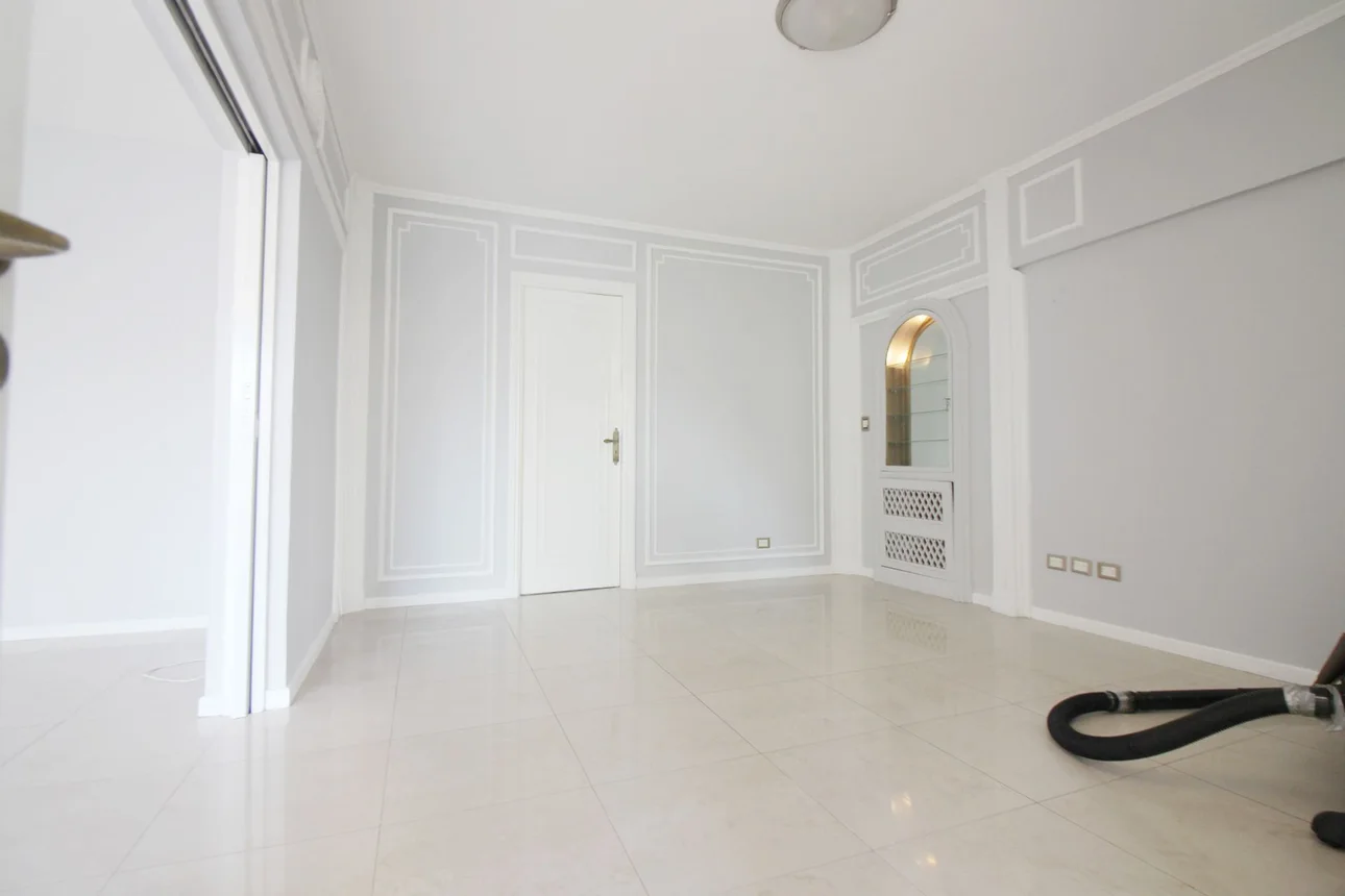 Departamento de 6 ambientes en venta en San Nicolás, Uruguay 800, foto 4