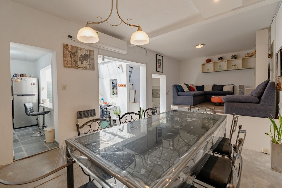 CASA 1 DORMITORIO VENTA PASILLO LOURDES TERRAZA