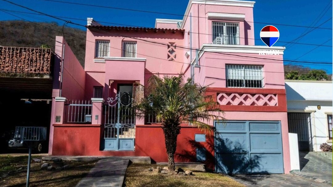 VENTA CASA C/PILETA 4 DORMITORIOS TRES CERRITOS