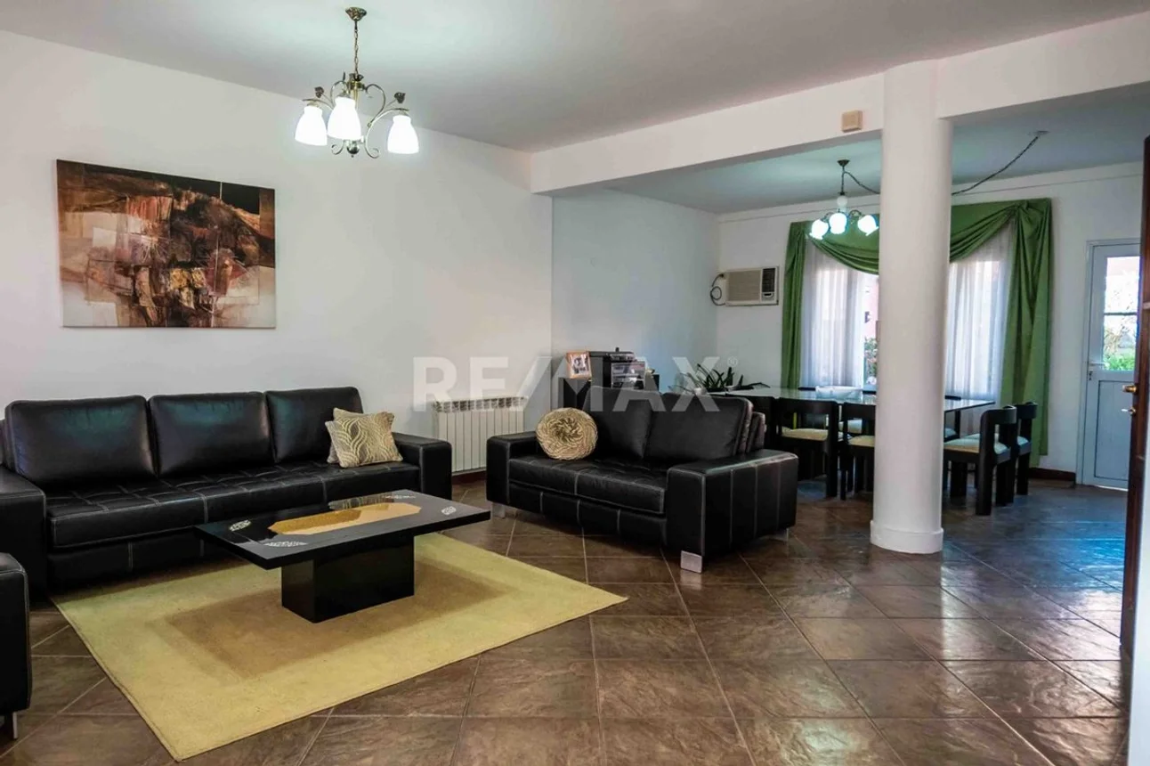 Casa de 6 ambientes en venta en Salta, Tres Cerritos. los Parrales 600, foto 2