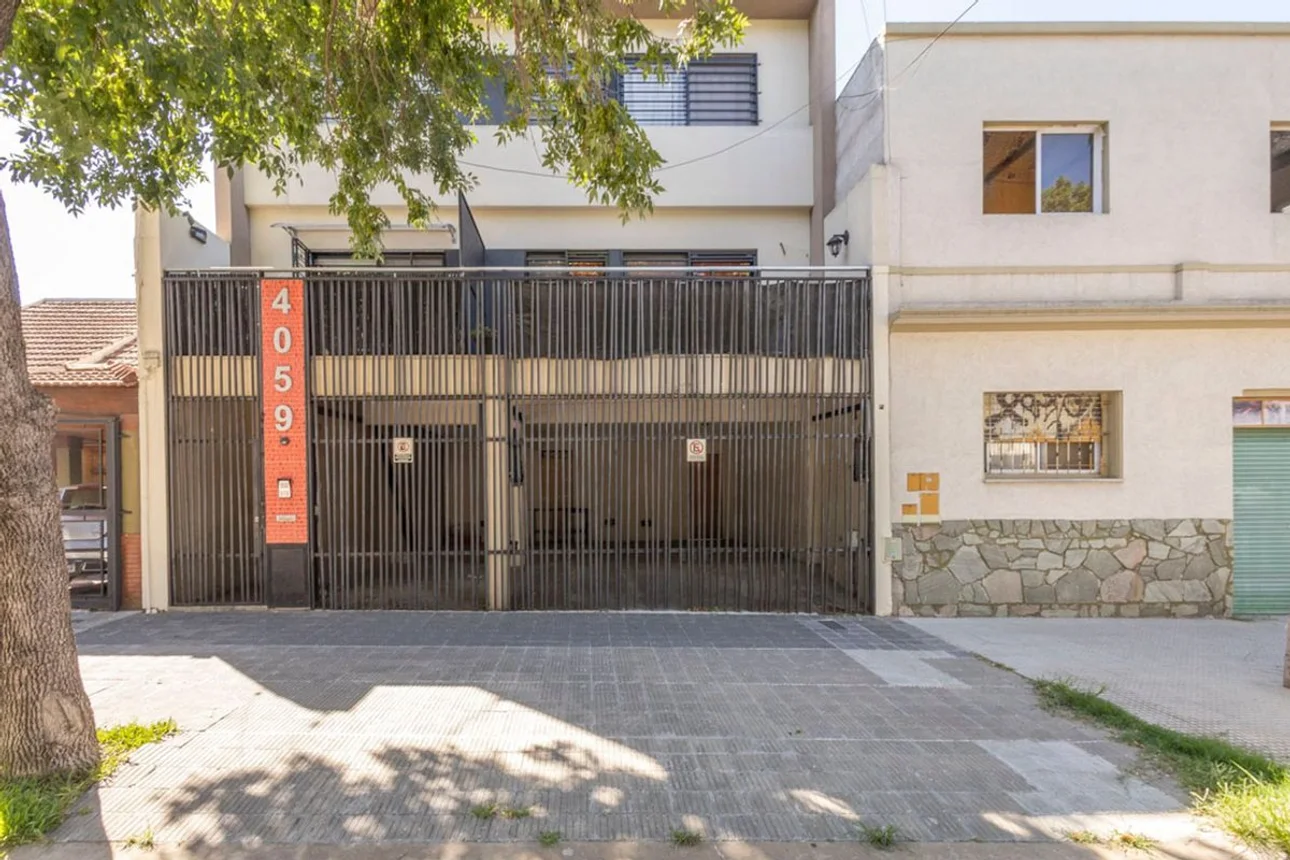 Venta depto triplex en devoto, foto 3