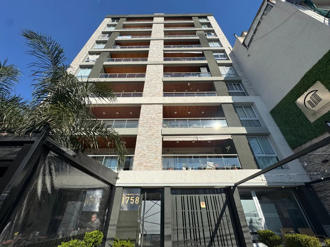 Departamento de 3 ambientes en venta en Santos Lugares, Avenida Rodríguez Peña 1700