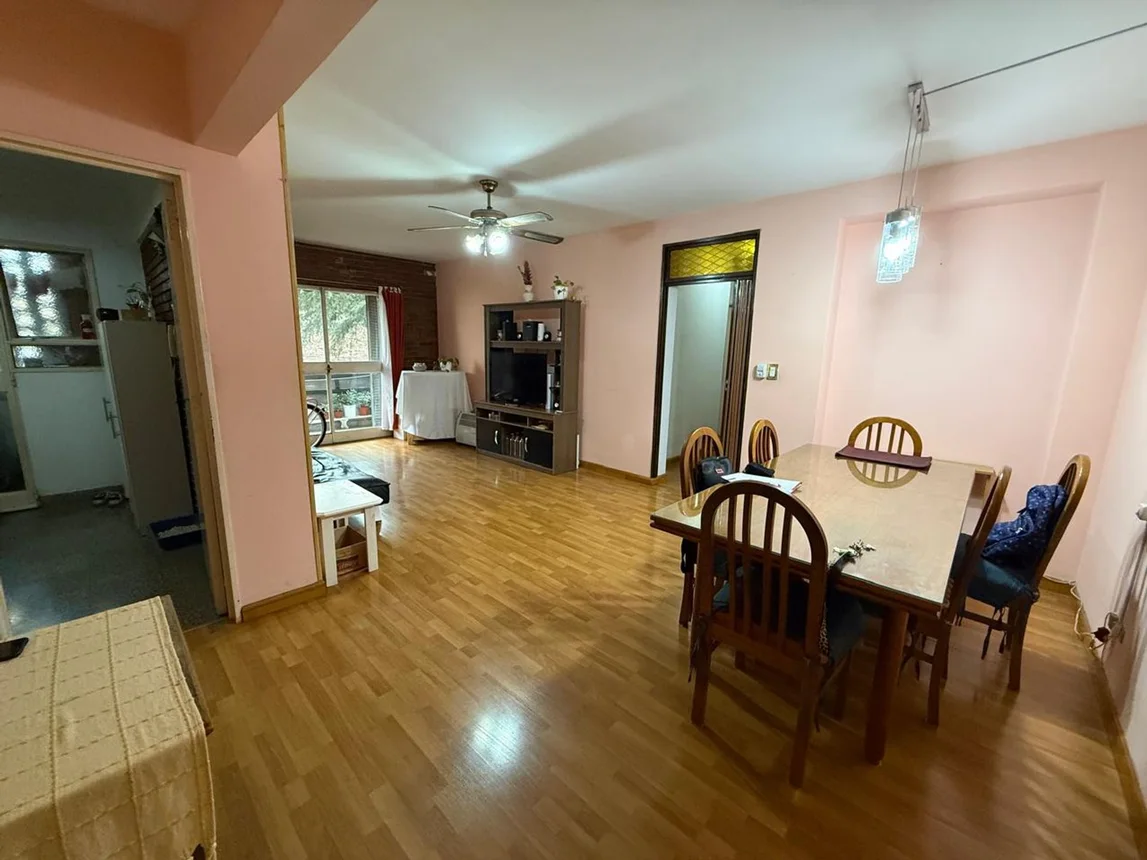 Departamento de 4 ambientes en venta en Villa Raffo, Chile 1400, foto 2