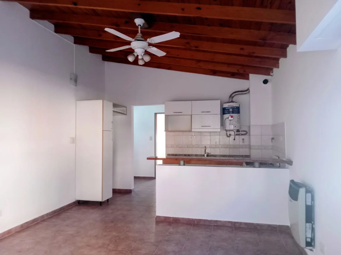 Departamento 2 ambientes en venta en moron, foto 2