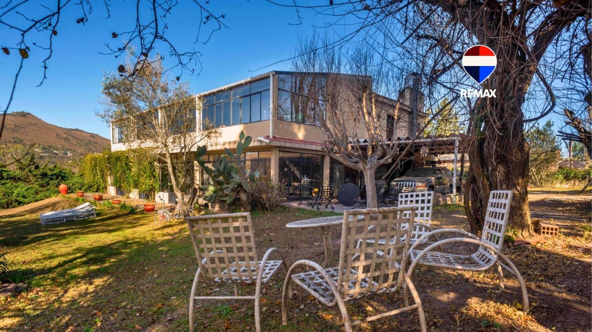 CASA EN VENTA O PERMUTA VAQUEROS 7 DORMITORIOS - foto 1
