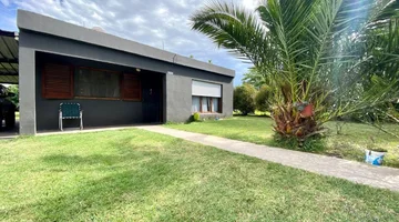 Casa 4 ambientes con parque, El Tejado.