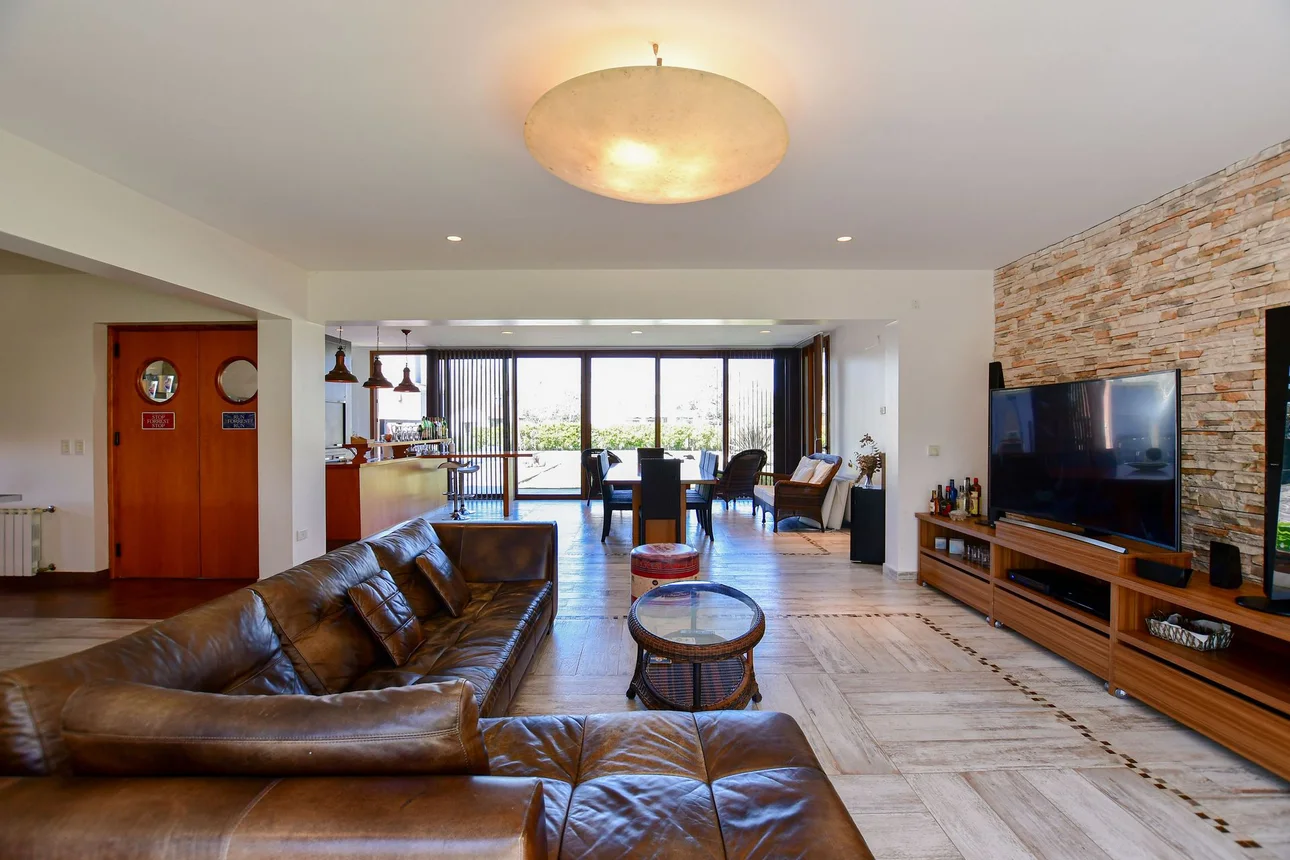 Casa en venta en La Plata, foto 2