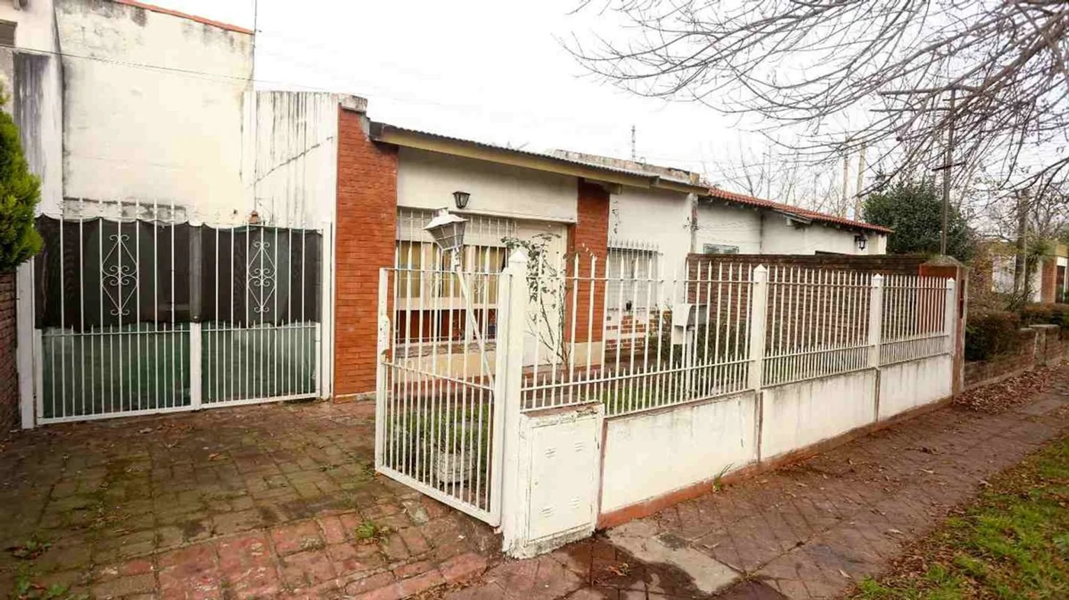 Casa en venta en Longchamps, foto 3