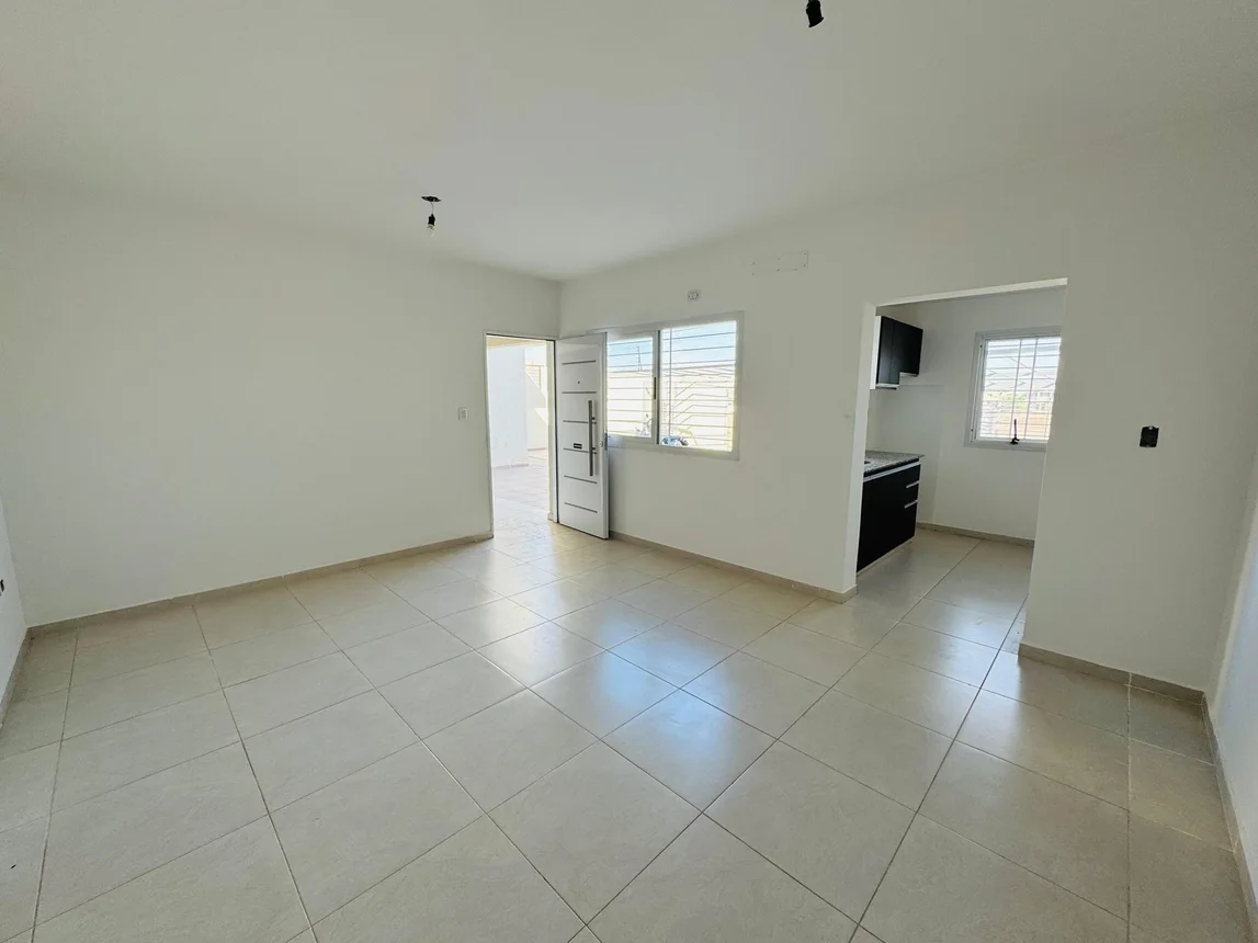 Departamento de 4 ambientes en venta en Luján de Cuyo, Lateral Sur J.j. Paso, Carrodilla 2100, foto 5